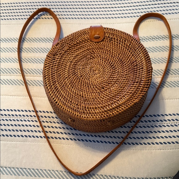 Straw Studios Handbags - Straw Studios Round Woven Tan Crossbody Bag